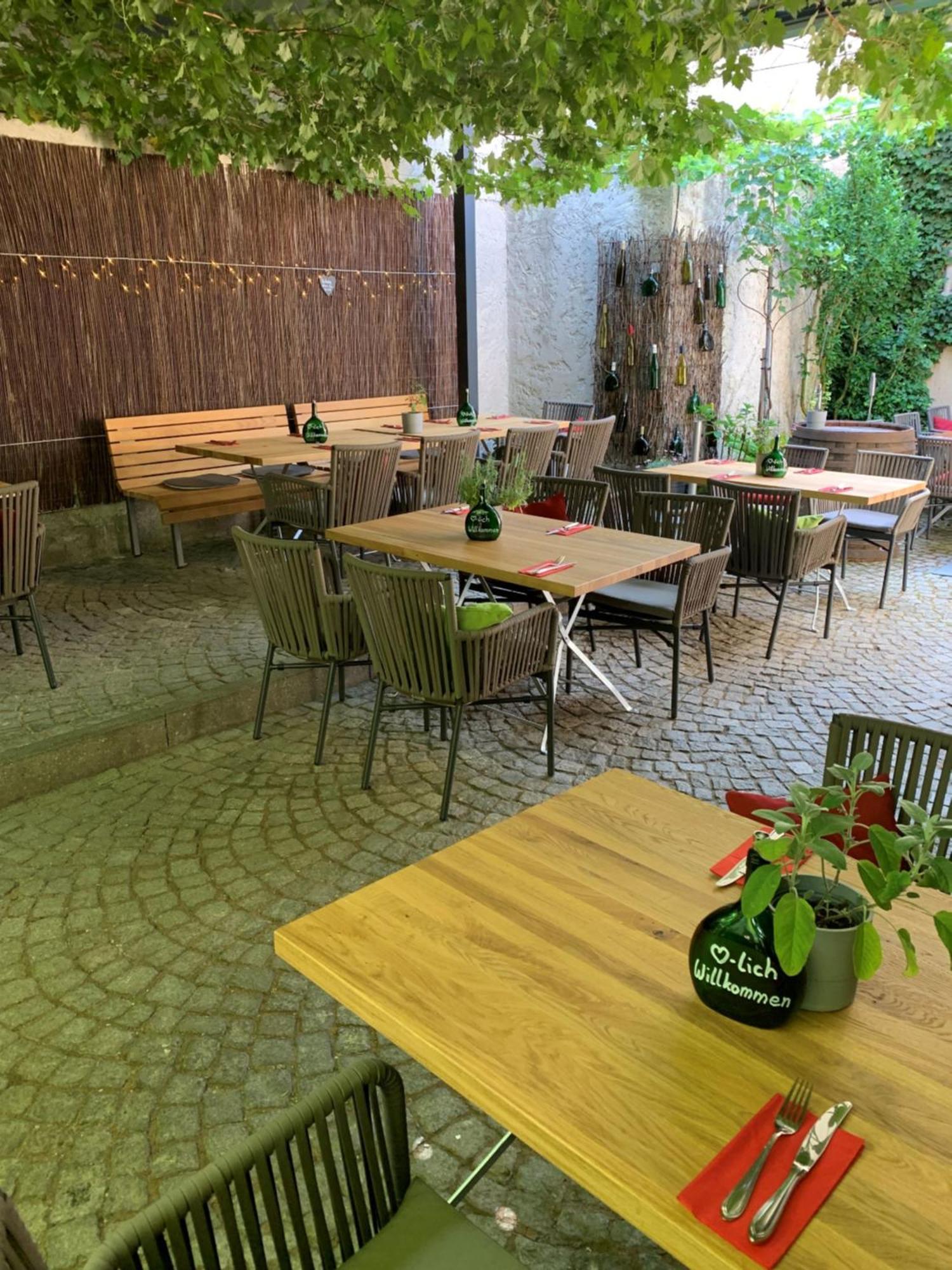 Gasthaus Winzerstube & Hotel Rödelsee Екстериор снимка